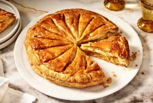Galette des Rois : le dessert traditionnel pour célébrer l'Épiphanie et les Rois Mages